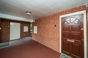 COMMUNAL GROUND FLOOR HALL- click for photo gallery